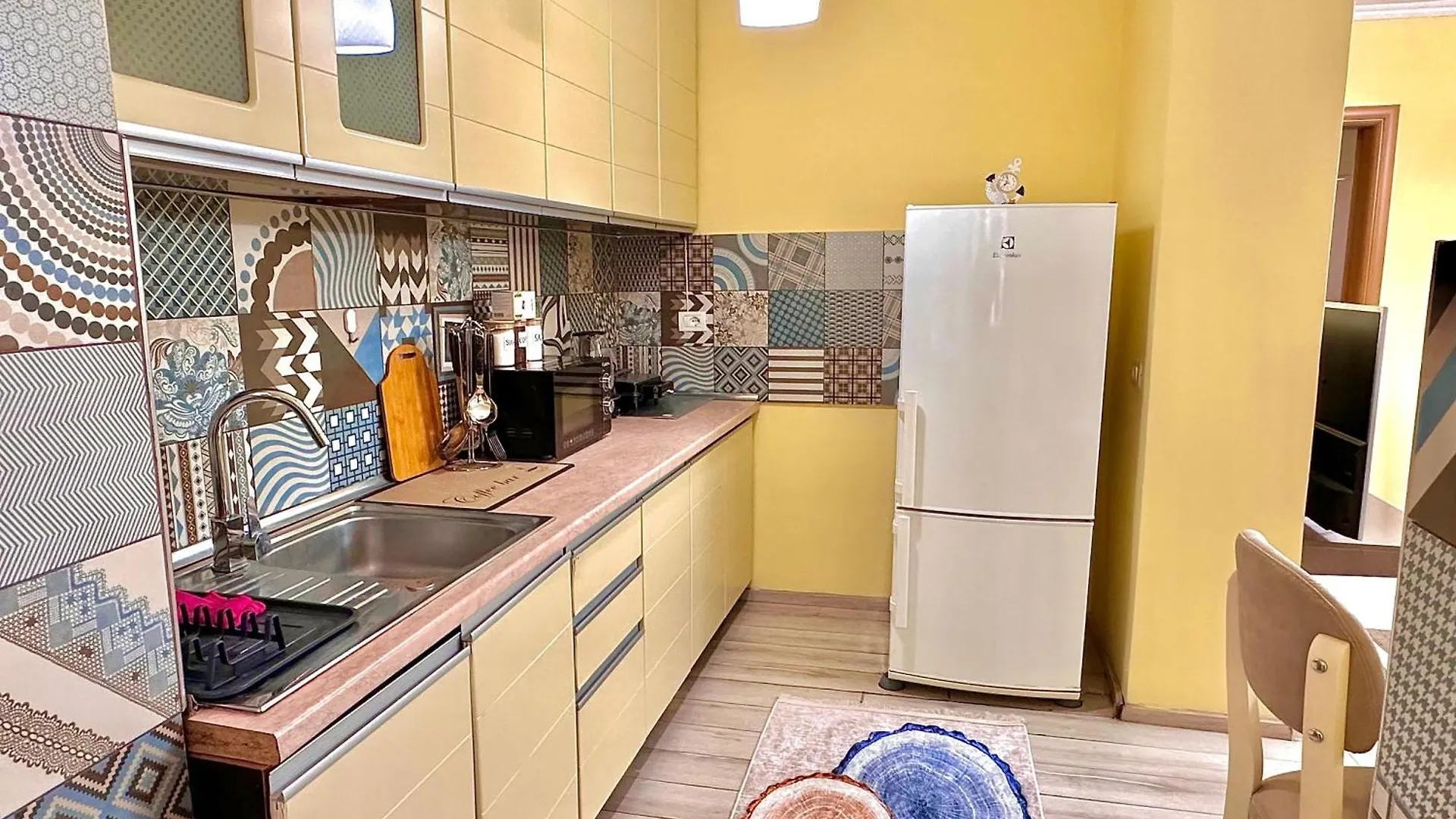 Cozy Modern Apartment ティラナ 0*,  アルバニア